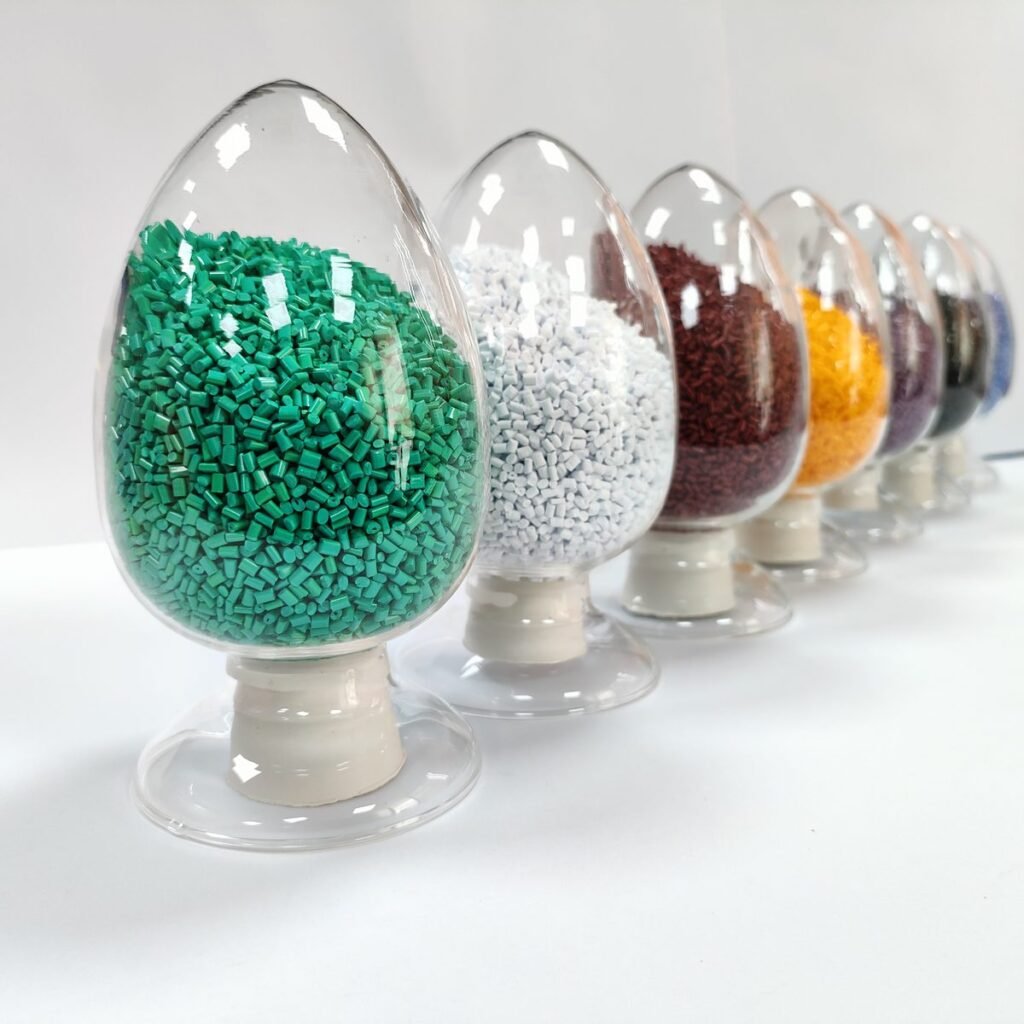 PA6 compound pellets in several colours